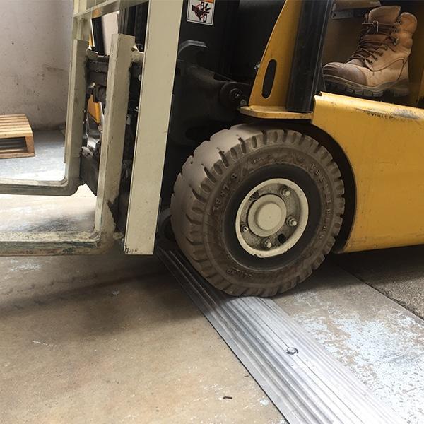 Aluminium Bunding 30mm X 12 m - Image 2